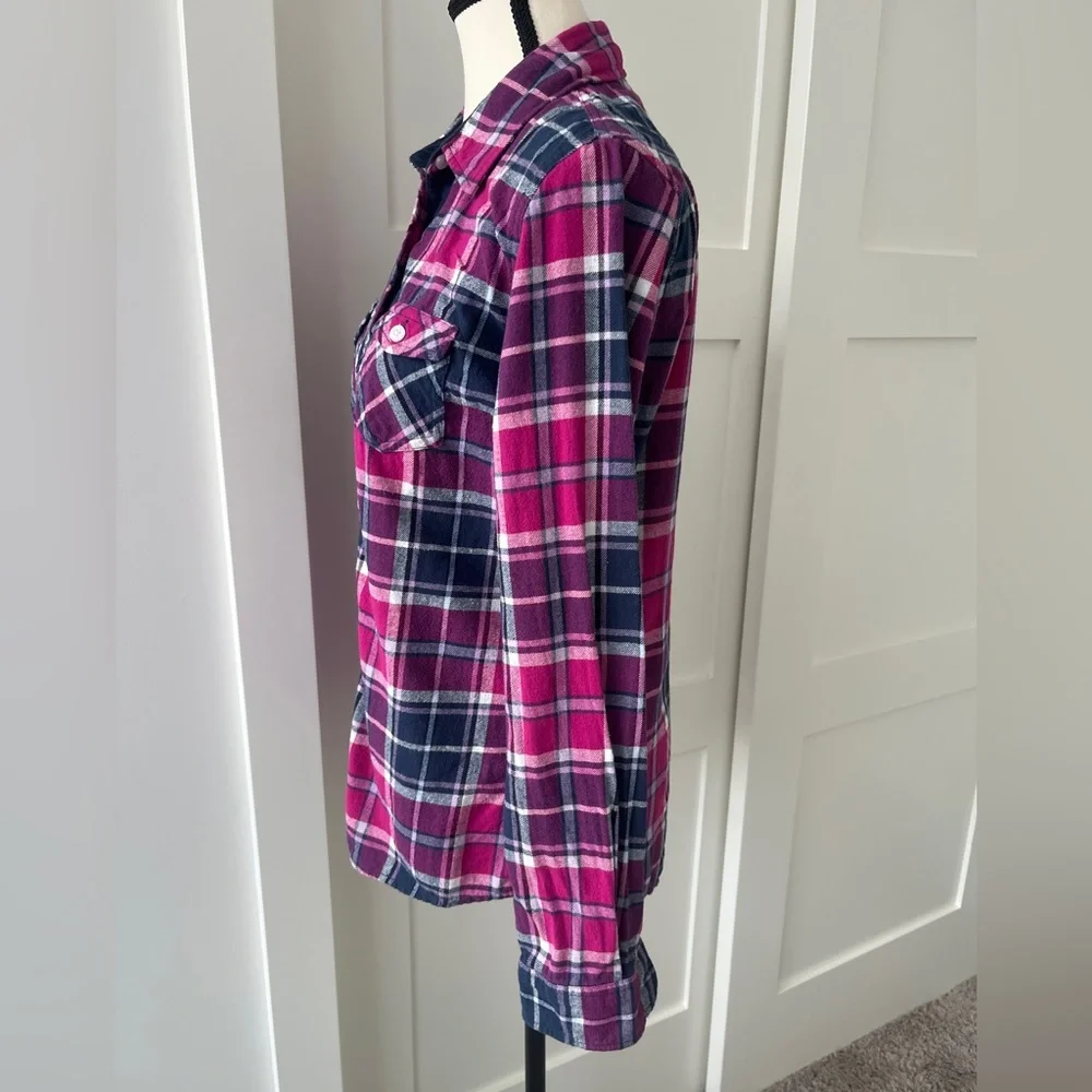 Weatherproof Vintage Ladies' Flannel Plaid Button Down Shirt | Size Medium - Picture 7 of 13